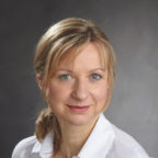 Dr. Anne Kinast-Dörries